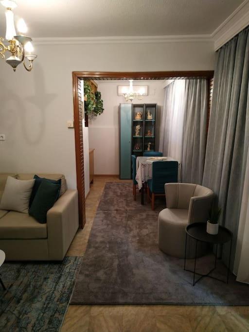 Linda's House 2 * Agria